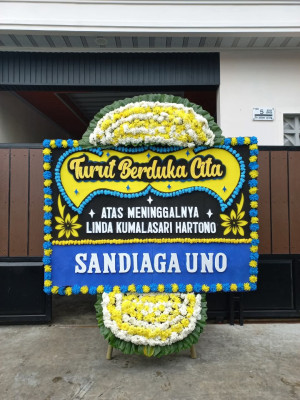 Papan Bunga Duka di Kampung Bali
